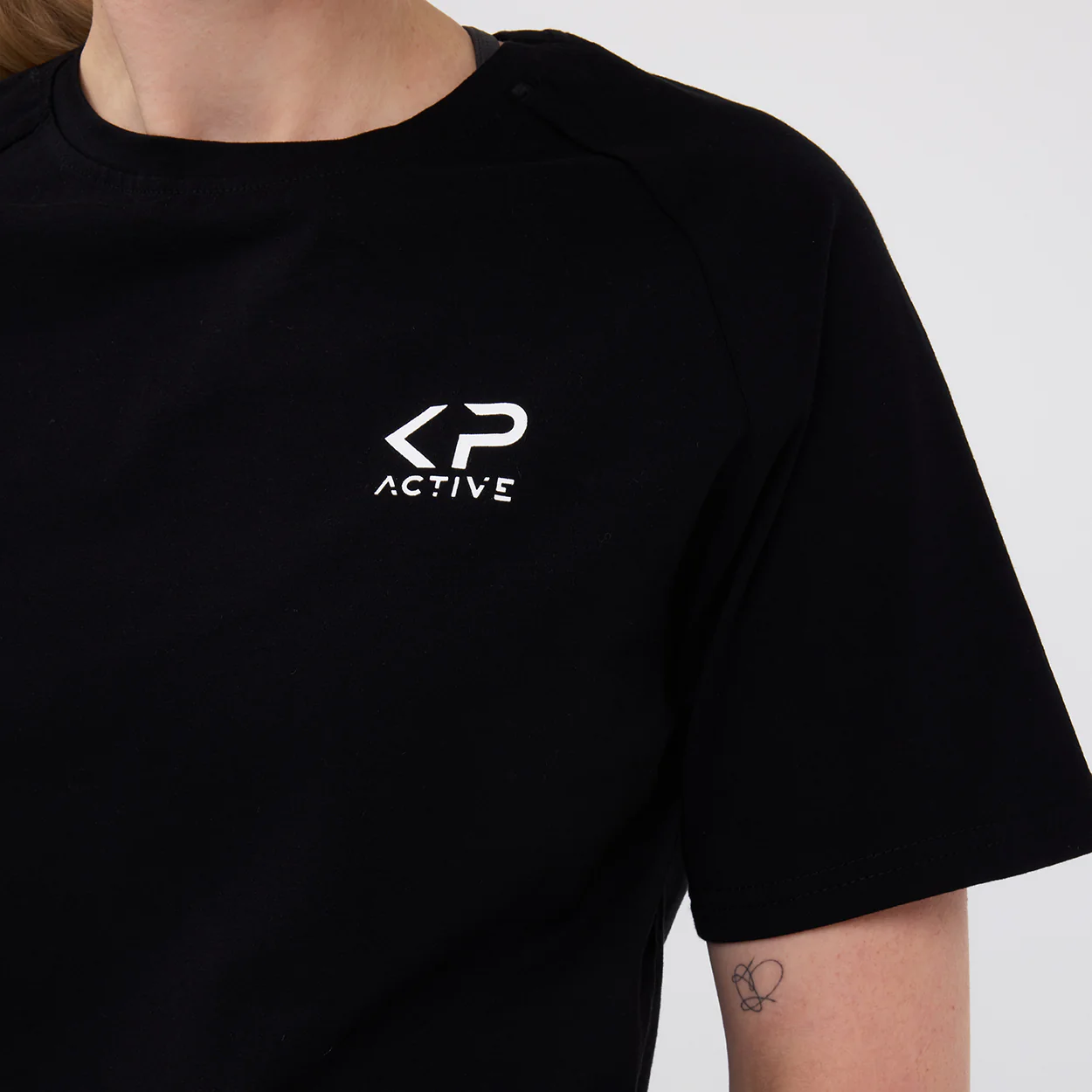 T-Shirt Black - Image 6