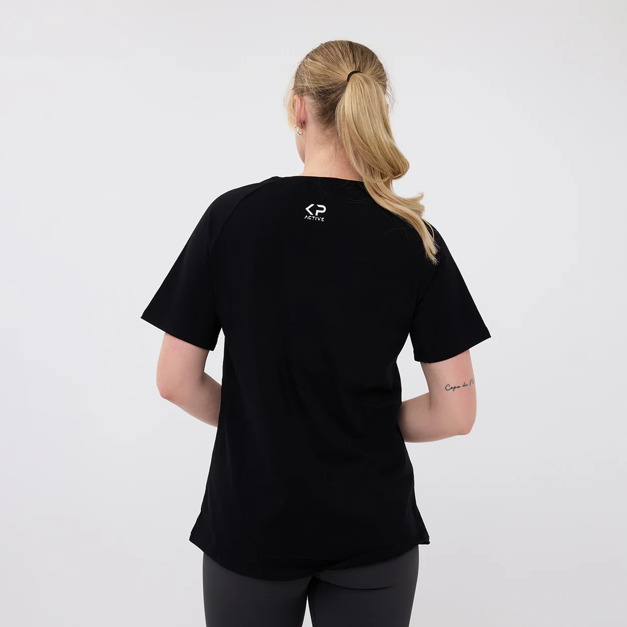 T-Shirt Black - Image 7